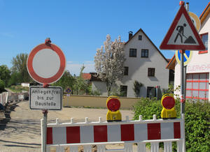 Stra&szlig;ensperrung