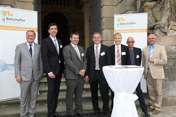 Oberbürgermeister Andreas Starke und Landrat Dr. Günther Denzler begrüßten die neuen Botschafter.