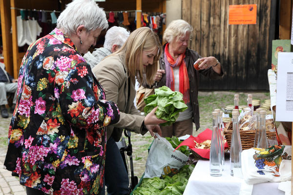 Bild vergr&ouml;&szlig;ern: Oberfränkischer Trachtenmarkt