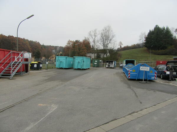 Bild vergr&ouml;&szlig;ern: Wertstoffhof_Betrieb