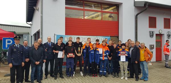Bild vergr&ouml;&szlig;ern: Bezirksleistungsmarsch der Jugendfeuerwehren Oberfranken