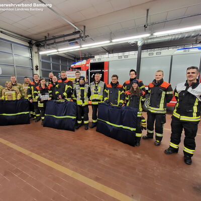 Bild vergr&ouml;&szlig;ern: Feuerwehren _Ausrüstung