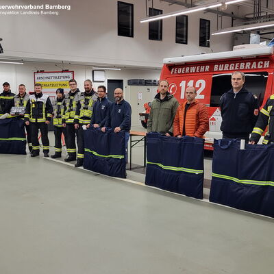 Die Fhrungsuntersttzungseinheiten werden von den Feuerwehren bereitgestellt. Hier: Inspektionsbereich 4: FF Burgebrach, FF Ebrach, FF Schlsselfeld, FF Walsdorf, FF Stegaurach