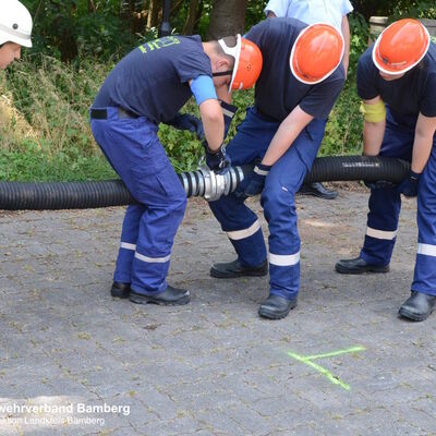 Bild vergr&ouml;&szlig;ern: Kreisjugendleistungsmarsch der Jugendfeuerwehr des Landkreises Bamberg in Stegaurach