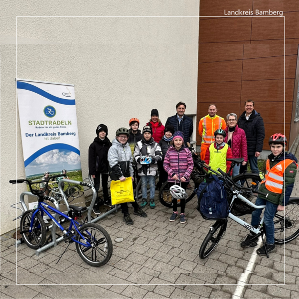 Bild vergr&ouml;&szlig;ern: Fahrradständer für das radaktivste Team der Gemeinde Pommersfelden
