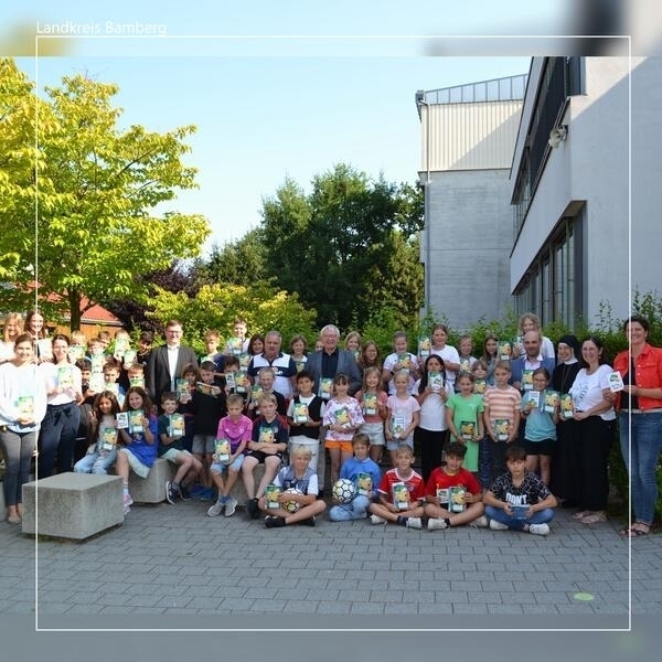 Bild vergr&ouml;&szlig;ern: Möhrchen-Hausaufgabenheft 2024