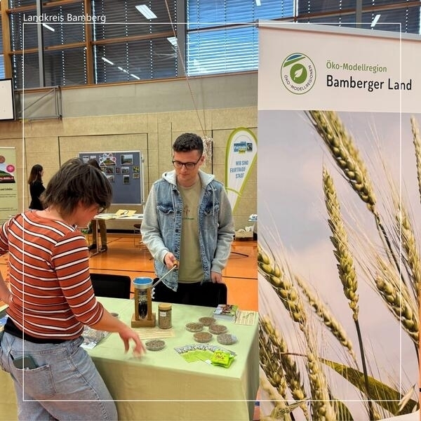 Bild vergr&ouml;&szlig;ern: Oberfränkischer Umwelttag: Öko-Modellregion im Austausch mit Lehrkräften