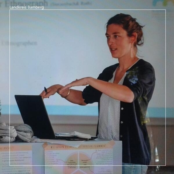 Bild vergr&ouml;&szlig;ern: Workshop: Social Media Theater oder kritische Beleuchtung von Medien durch Theater