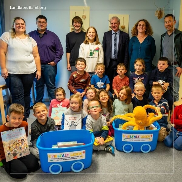 Bild vergr&ouml;&szlig;ern: Bücherkisten 'Vielfalt lesen' für Kitas im Landkreis Bamberg