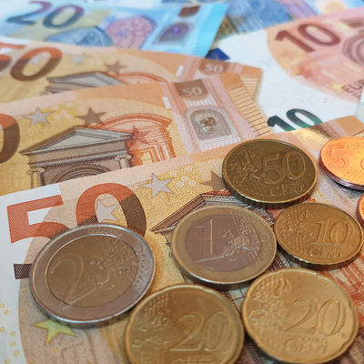 Bild vergr&ouml;&szlig;ern: Geld