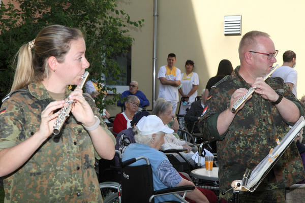 Bild vergr&ouml;&szlig;ern: Kleine Konzerttour des Heeresmusikkorps