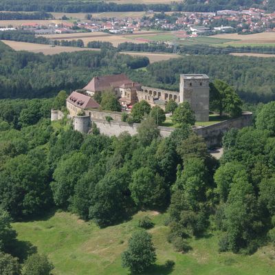 Bild vergr&ouml;&szlig;ern: Neues Gewand für die Giechburg