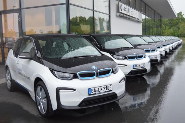 Bild vergr&ouml;&szlig;ern: Elektroauto Flotte