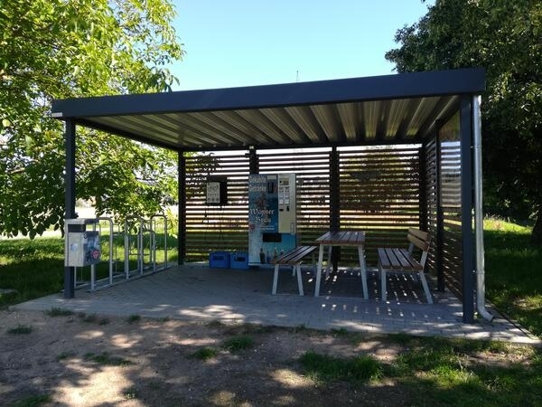 Bild vergr&ouml;&szlig;ern: Getränkeautomat Wagner Bräu