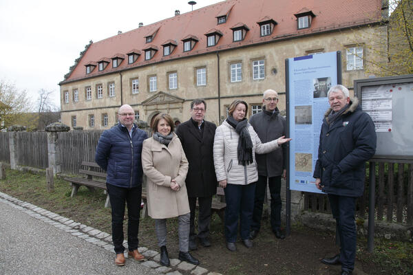Bild vergr&ouml;&szlig;ern: 131_Kulturinventartafel_Schlüsselau_Mader